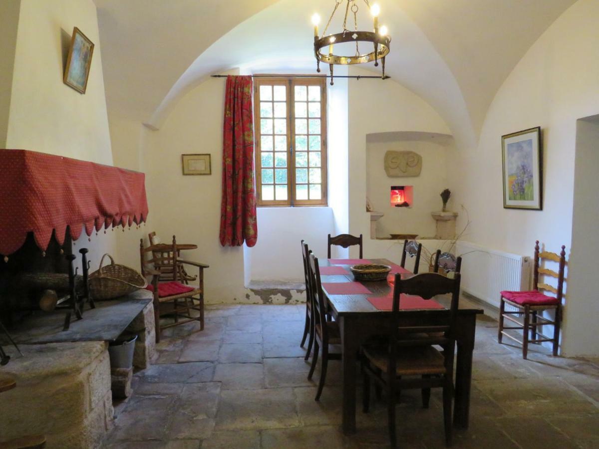 Le Presbytere De Montaigut Montégut Kültér fotó
