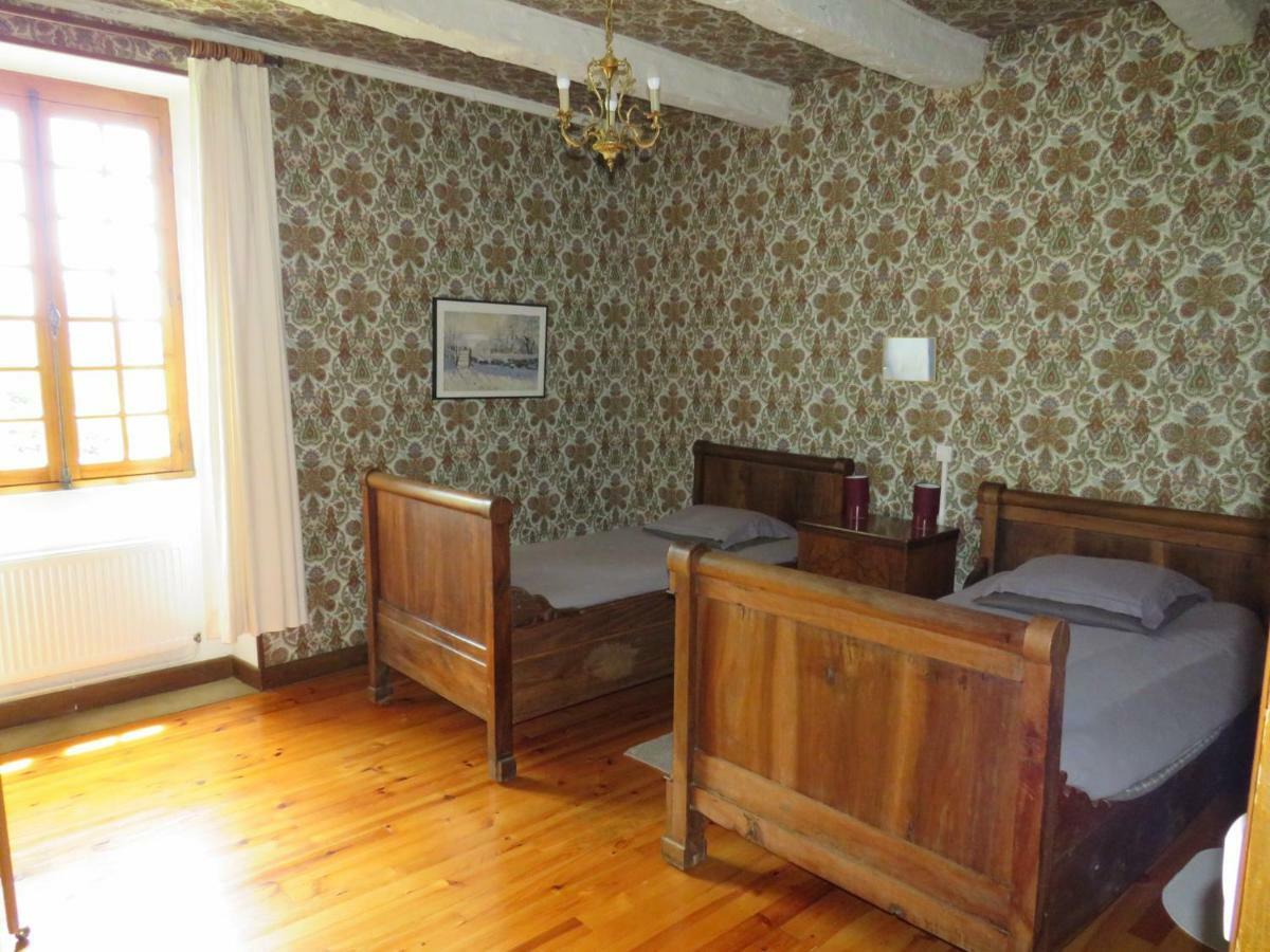 Le Presbytere De Montaigut Montégut Kültér fotó